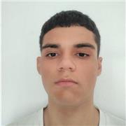 Tengo gran capacidad de comprender el inglés y soy capaz de solucionar los problemas que tiene la gente con el inglés como la traducción literal.